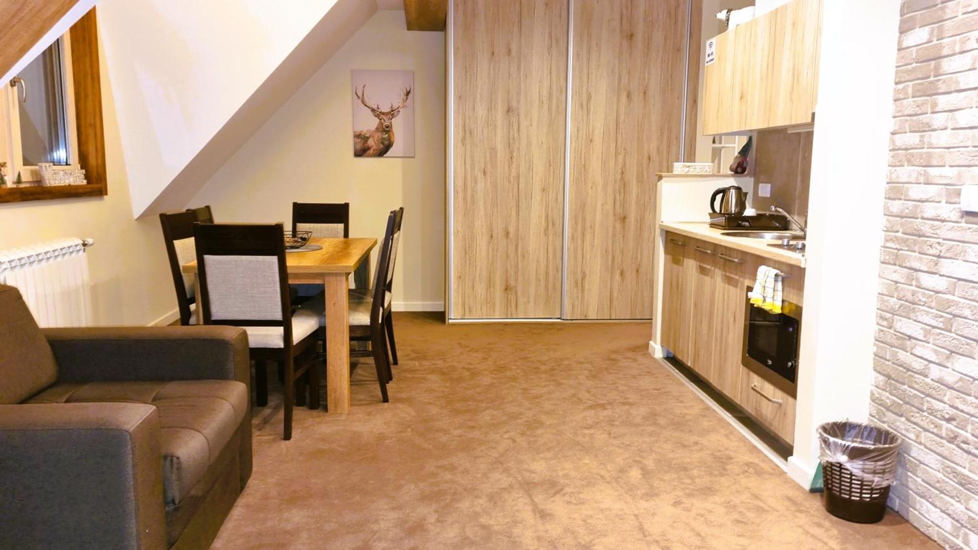Femi 503, Zupa Wellness & Spa, 카파오닉 외부 사진